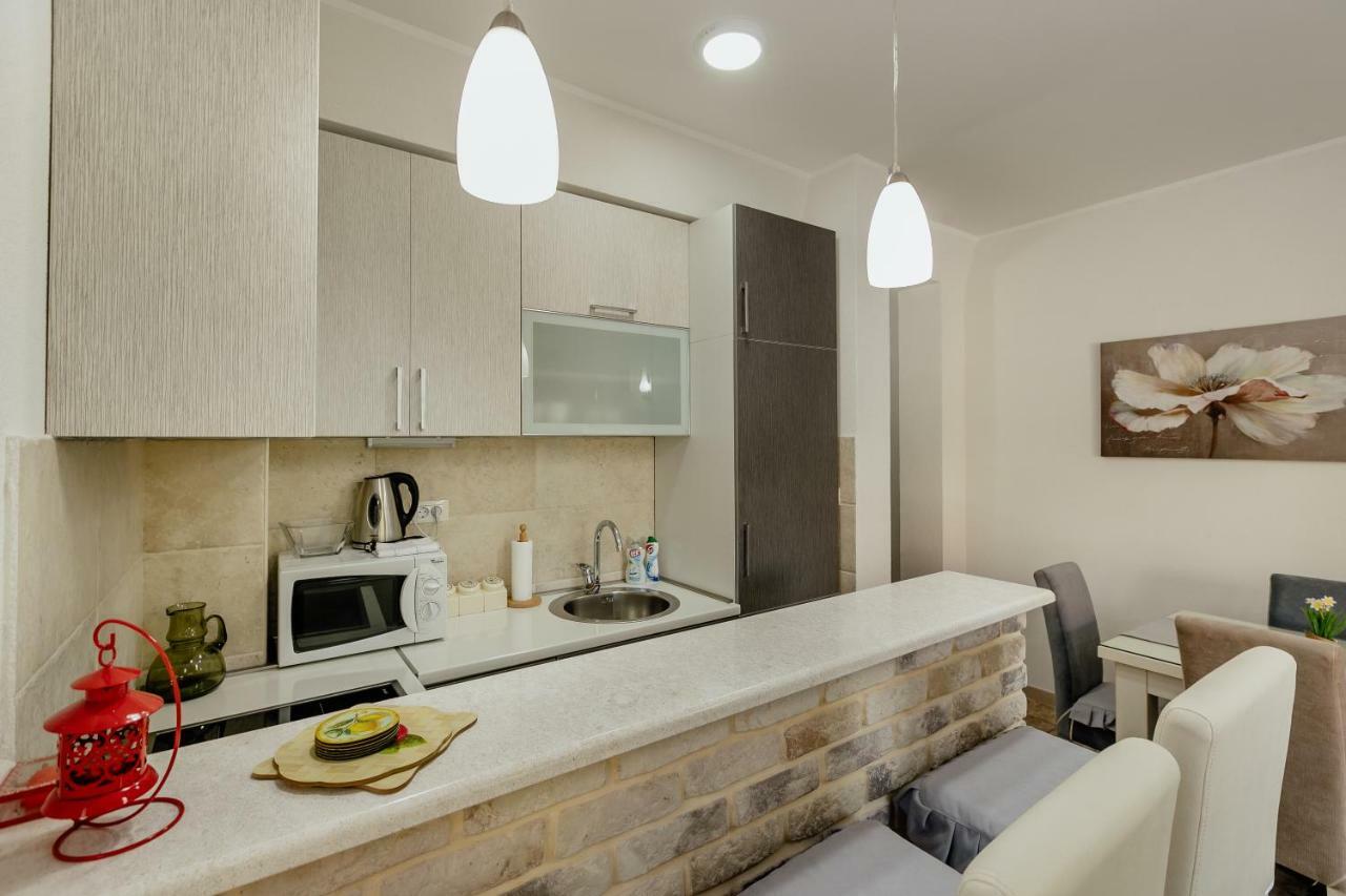 Bobana Apartments Donji Morinj Buitenkant foto